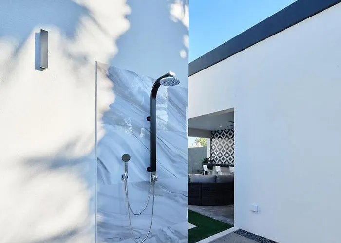Holiday home Havana - Walk To Old Town - Heated Pool & *