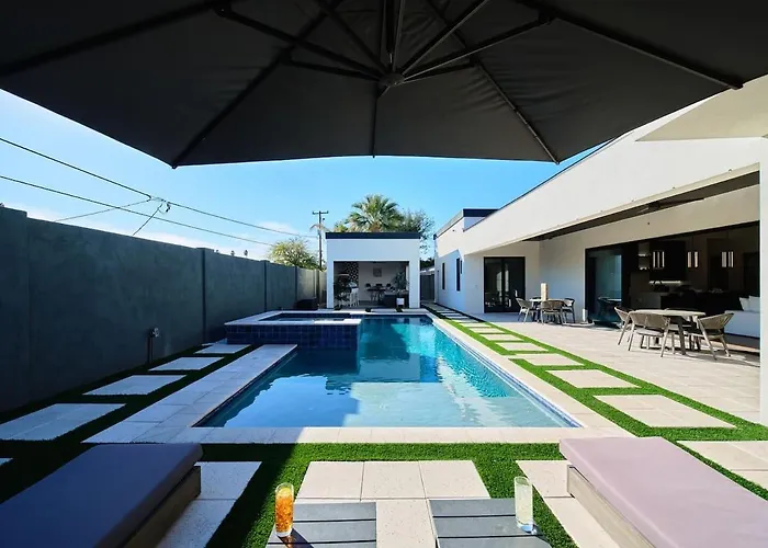 Holiday home Havana - Walk To Old Town - Heated Pool &